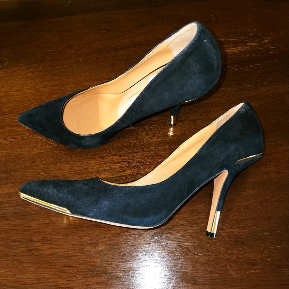 Dolce vita black suede heels, sz 8.5